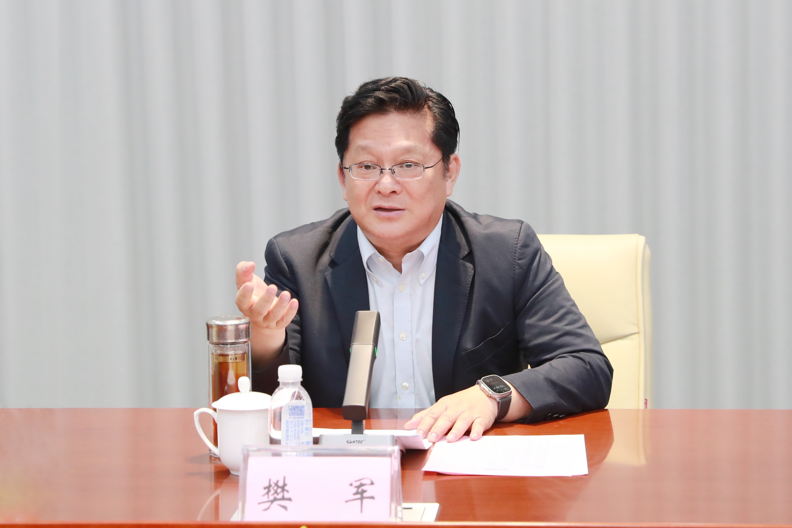 AH4I6630-oi3632155547 AH4I6630-oi3632155547.jpg